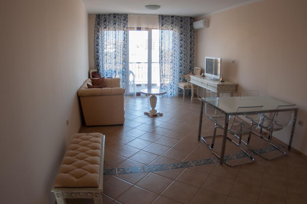 Rocamar Beach Resort Царёво Номер фото